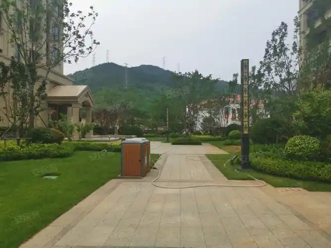 万科御龙山(商住楼)