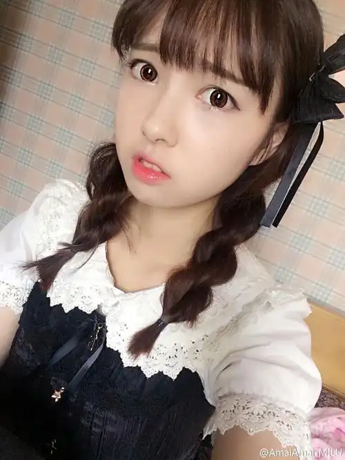 嘴巴好可爱! - 绝对领域