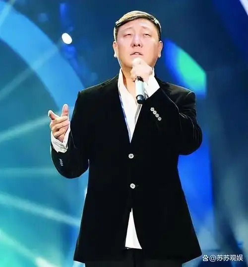 韩磊,1968年出生于内蒙古呼和浩特,中国著名男歌手.