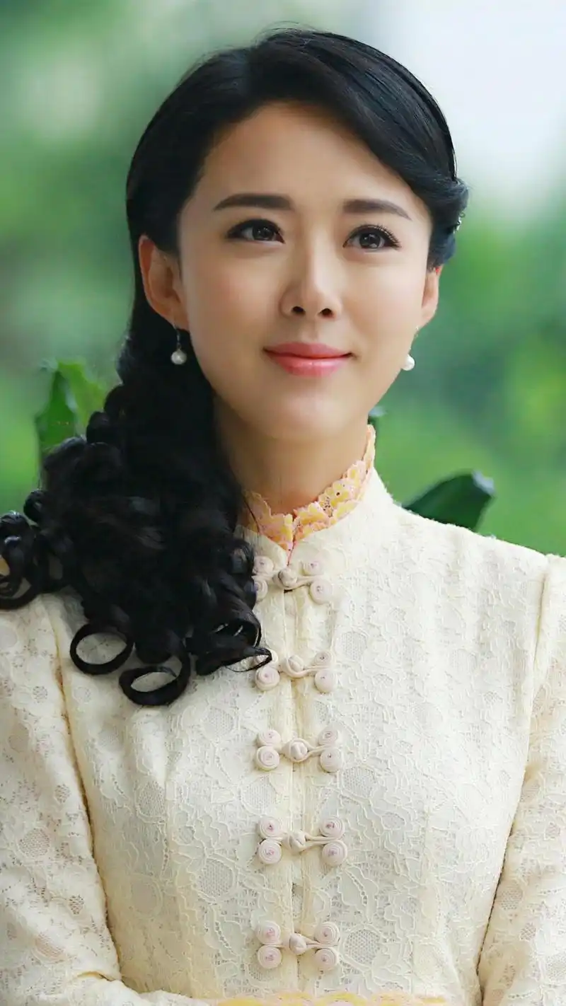 颜丹晨(中国内地女演员)_石塘网