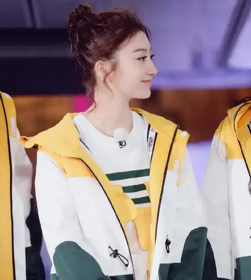 景甜综艺节目剧照清丽佳人散发文艺气息