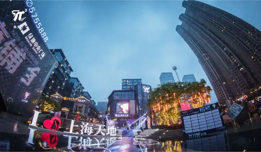 南宁绿地中央广场c1栋介绍