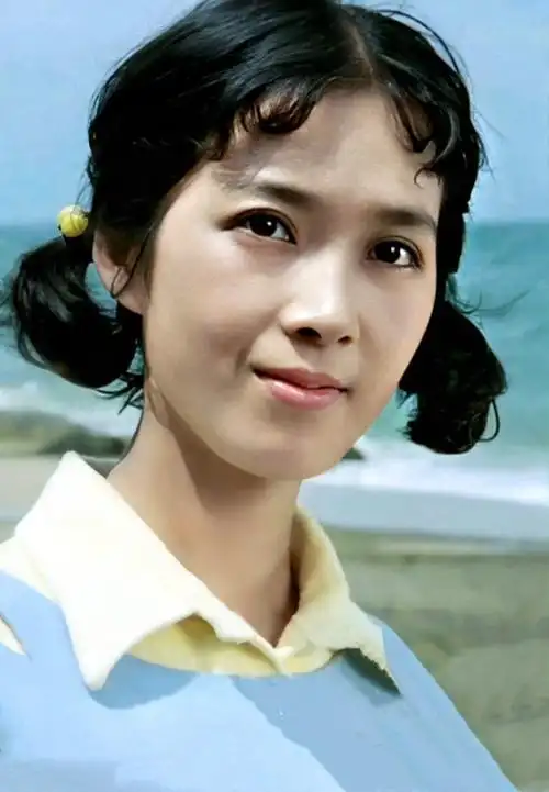 一组80年代女星龚雪青春照曝光在多彩的晨光与张铁林演恋人