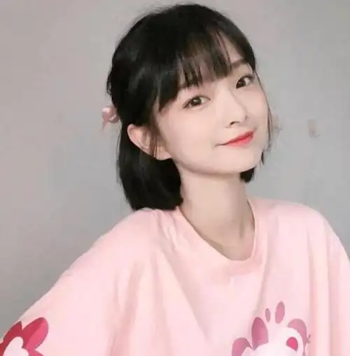 要说起最流行的短发发型,那么lily说啥也要给各位小仙女们推荐这款