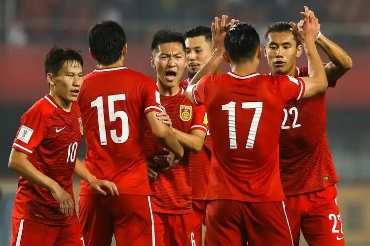 图集:国足大胜酣畅淋漓,玉宁首秀技惊四座