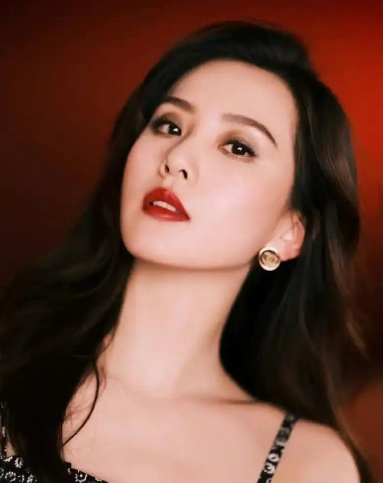 刘诗诗写真美照,太养眼了!