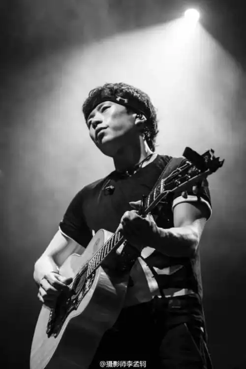 赵雷《三十岁的女人》独家音乐节视频首发 | 最佳现场