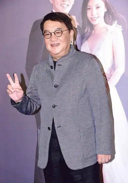 香港音乐人黎小田病逝享年73岁捧红梅艳芳张国荣活跃乐坛半世纪