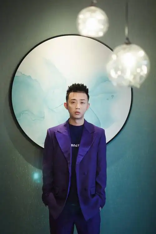 种梦音乐gai周延逆流而上之路一首沧海一声笑尽显音乐才调