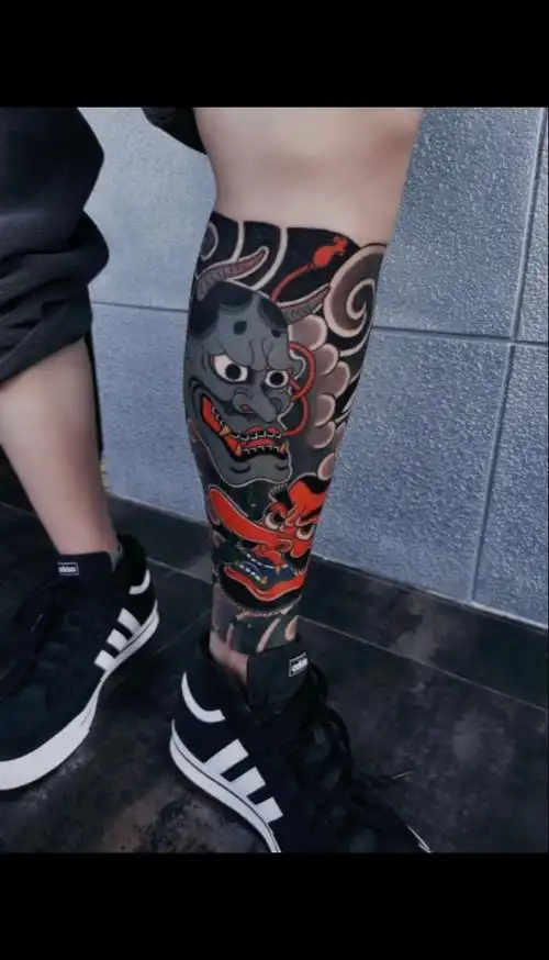 日式老传统小腿纹身