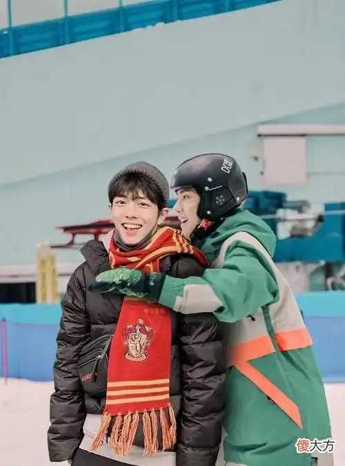 邓伦跟肖战谁火