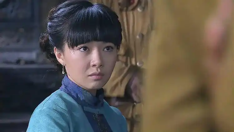 终极任务:八路藏在密室里,秀玉被鬼子刁难,八路却不能出去帮他