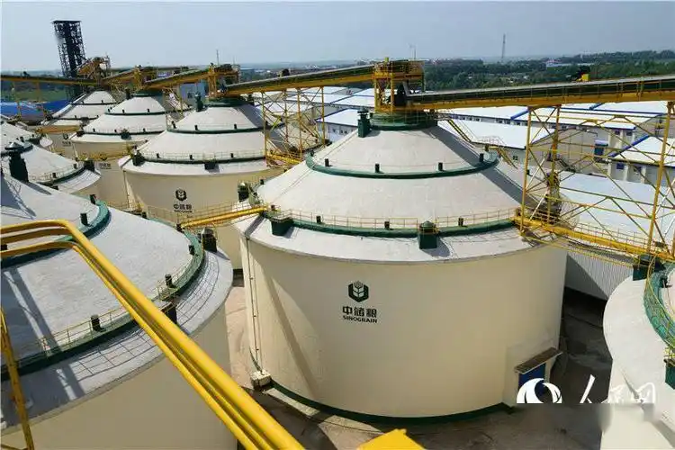 机械通风,电子检温,环流熏蒸,谷物冷却机等高科技手段建设智能化粮库