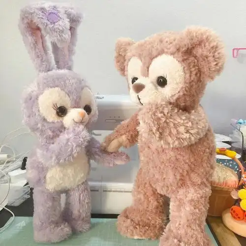 星黛露和雪莉玫的手作裙子