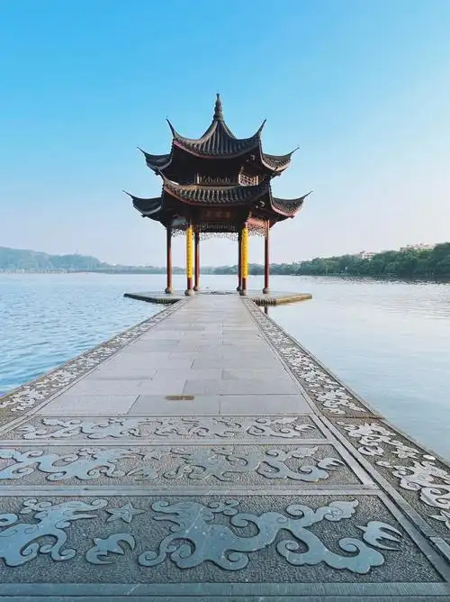 集贤亭错峰老法师