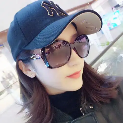 狐狸头镶钻墨镜女 高清偏光太阳镜女大框圆脸开车司机太阳眼镜女