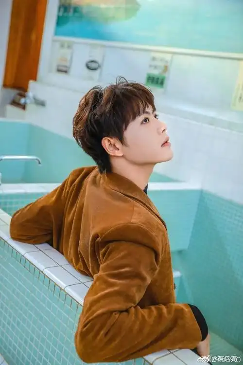 肖宇梁超话#肖宇梁##向全世界安利肖宇梁#  疯狂沉