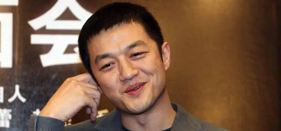 李湘是真的牛,李亚鹏也是真的没天赋,赚钱也需要一定的天赋_明星_直播