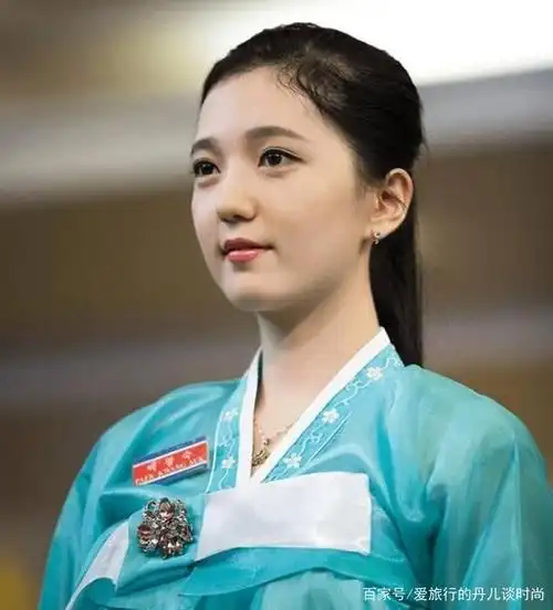 看来看去,还是觉得没有美颜的朝鲜姑娘最好看