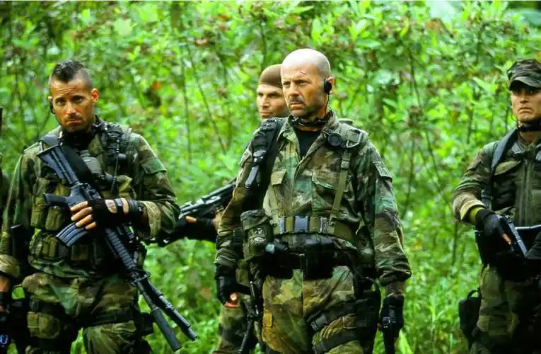 太阳之泪tearsofthesun(2003)