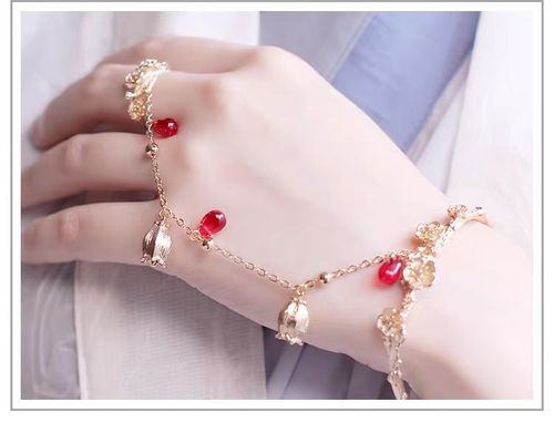 手链戒指一体女韩版新娘古风手背链简约时尚复古宫廷汉服手部装饰