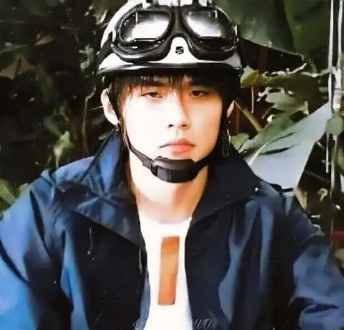 jay头像在晴天一路向北会有花海啊