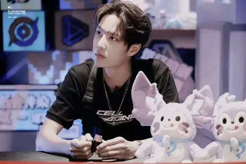 王一博 - 堆糖,美图壁纸兴趣社区