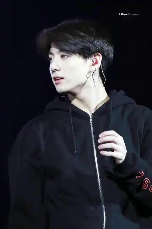 田柾国#漂亮宝宝简直就是少年感的神每次看到这组照片都会被勾得撞换