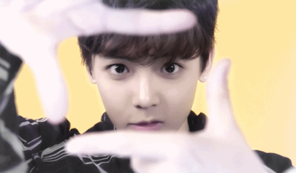 拍照gif微笑gif侯明昊gif寒武纪gif捡子gif双面少年gif