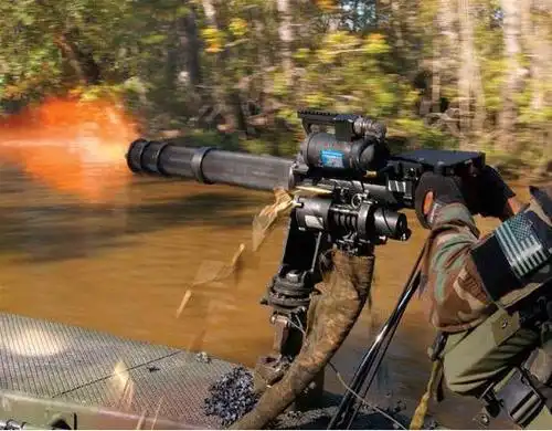 说起这威力超强的武器,很多人都会想起加特林的设