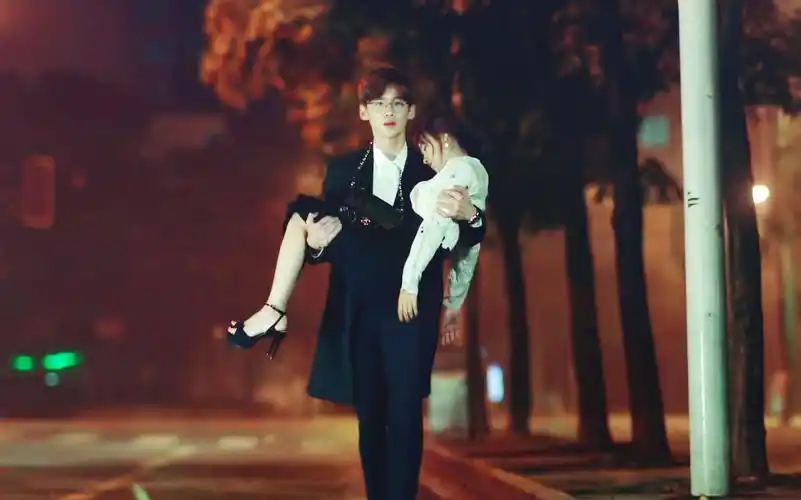 【颜值cp】"一定要让他亲到我"