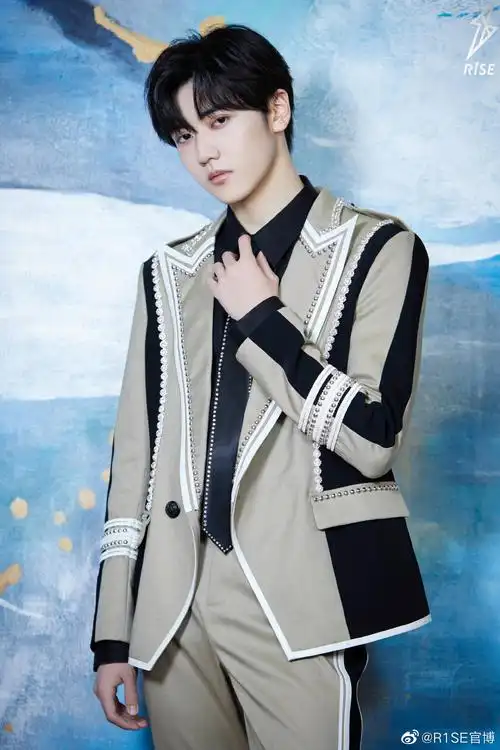 r1se 20210306图频集(创造营2021)