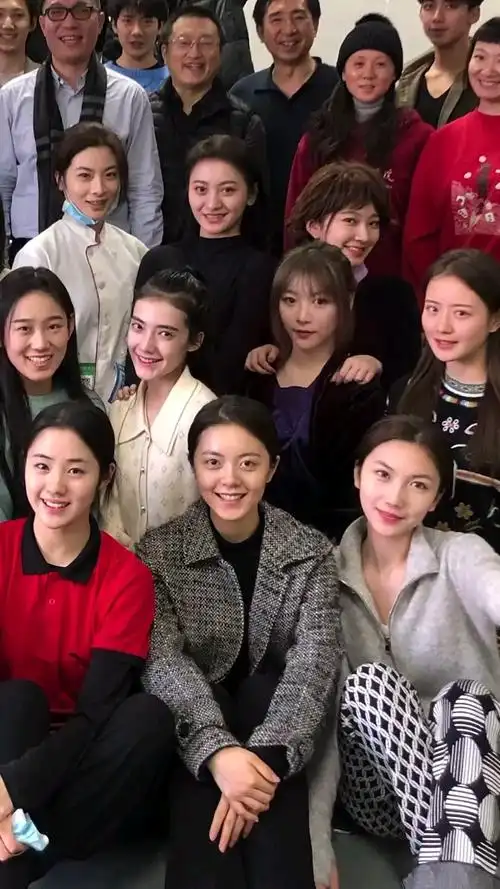 中戏表演系2020级元旦合照