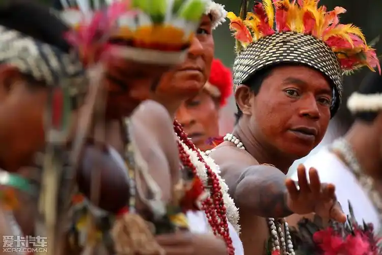 巴西土著运动会妙趣横生趣味十足