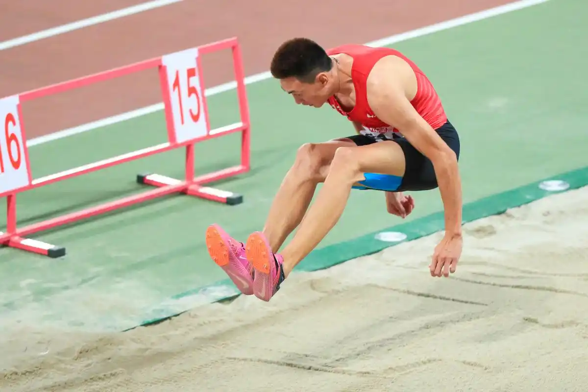 田径——2018全国田径冠军赛:男子三级跳远赛况(2)