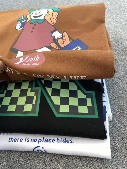 一件六哲疯狂入的短袖真的好