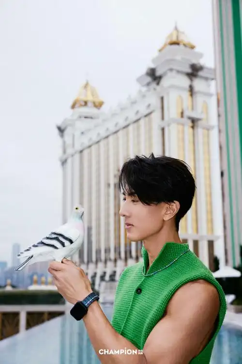 champion二月刊封面##吴尊的身材##champion体育画报