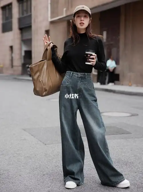 适合秋冬搭配的复古蓝牛仔裤气质洒脱
