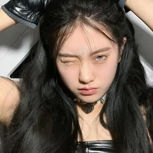 2020微信超拽高冷女生酷酷个性头像