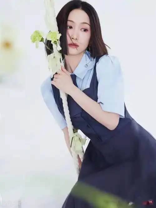 刘美含这身材,这才是尤物啊!