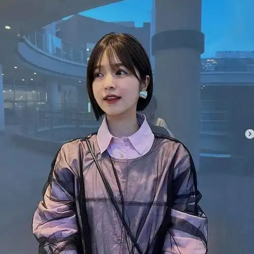 2024小脸中短发5款推荐:外翘发型修饰重点,层次线条少不了!