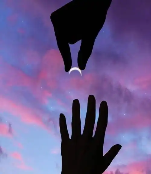 适合半夜发的朋友圈句子句句让人心碎流泪