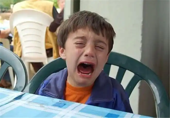 作为父母,我们应该如何教育易怒的孩子?