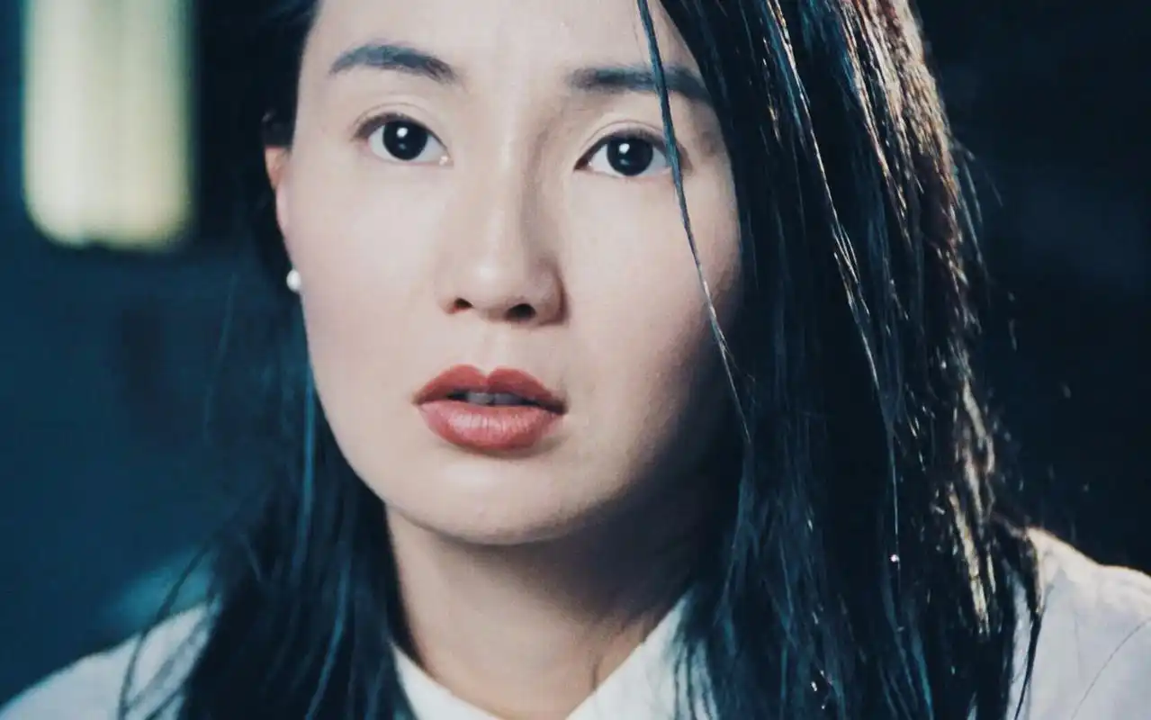 香港著名影星张曼玉魅力四射,轻灵似燕.