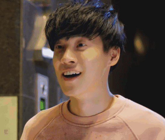 《同学两亿岁》,看或不看,这是个问题?