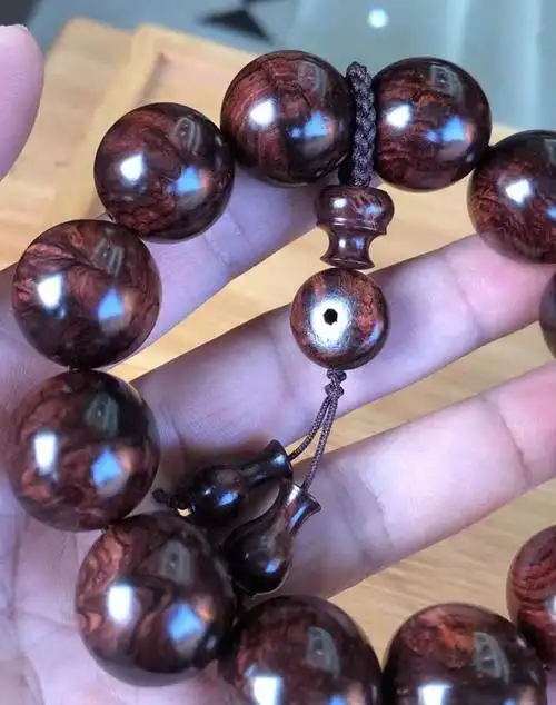 正宗海南黄花梨海南霸王岭紫油梨老料手串 - 名木坊