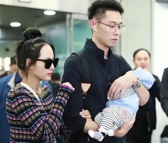 离婚才一年回头再看张嘉倪与买超的境遇有风光也有泪水