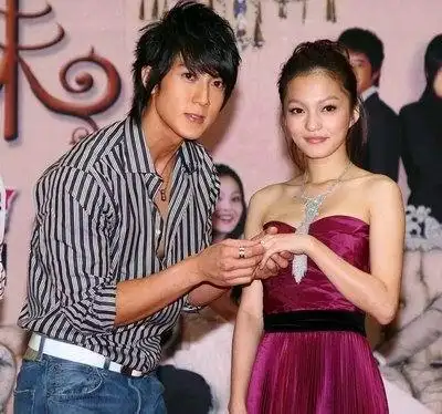 主演吴尊和张韶涵(资料图片)