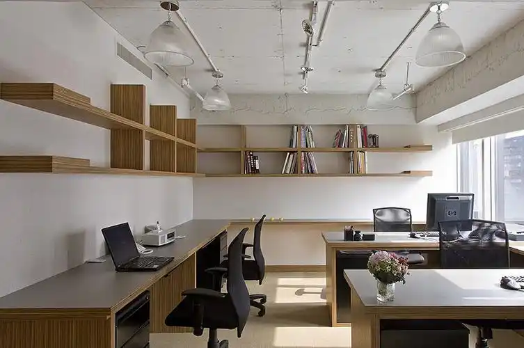 办公室装修布置:40平办公室6个人怎么布局