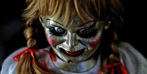 不敢快进一秒温子仁最新恐怖电影安娜贝尔3鬼娃回家